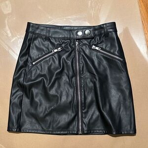 Wild Fable Black Faux Leather Mini Skirt with Zipper Accents